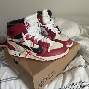 Jordan 1 off white Chicago